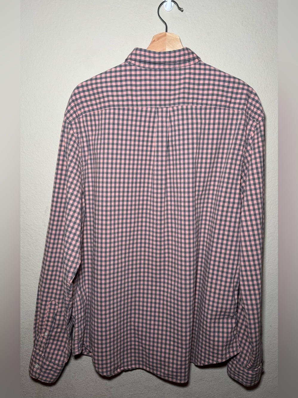 Old Navy XL Men’s Peach/Gray Plaid Everyday Shirt Slim Fit Button Up - Picture 7 of 7